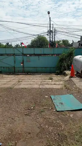 Disewakan lahan cocok untuk padel,caffeshop di pinggir jalan raya peka