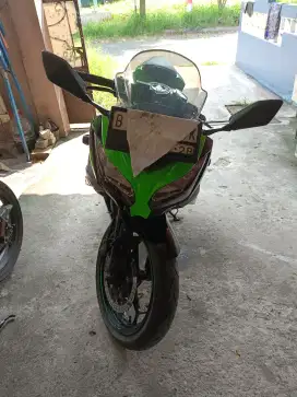 Ninja 250 Fi THN 2017 Asli bawaan pabrik motor simpanan