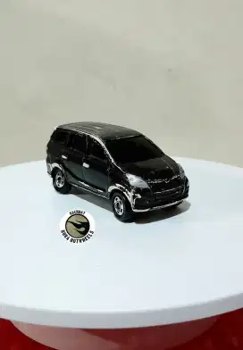 Tomica Cool Drive Type S Toyota Avanza Diecast RBH
