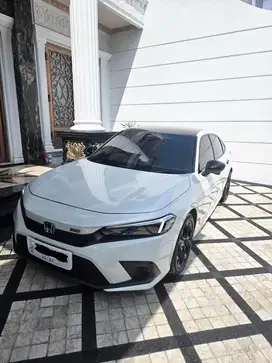 Honda Civic 2023 Bensin