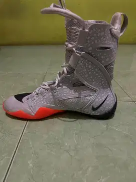 Sepatu boxing Nike Hyper Ko 2 SE