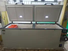 Freezer box GEA 750 L , Like new. NEGO