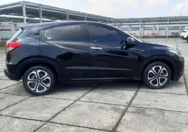 KM 22Ribu Honda HRV 1.5 SE Plus  AT tahun 2021