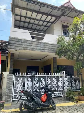 Disewakan Rumah 2 Lantai