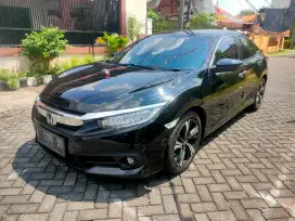 Honda Civic Turbo ES 2017 Matic Km 53 rb