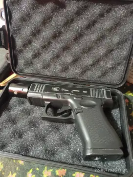 Korek Api Model Pistol Mini Glock
