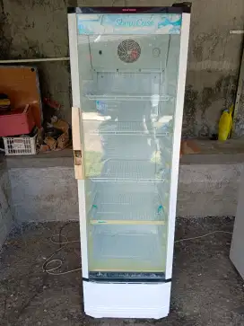 Showcase Polytron paling besar normal