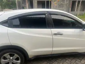 di jual mobil HRV