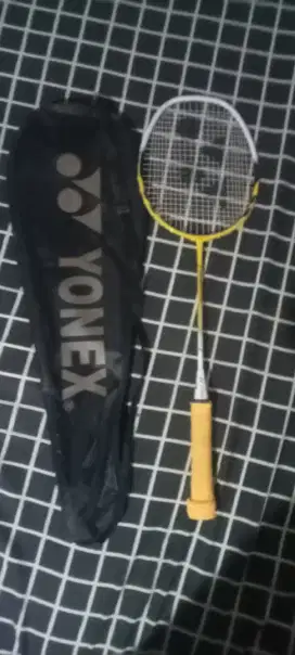 Dijual Raket Badminton Yonex
