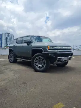 2025 HUMMER EV Edition1