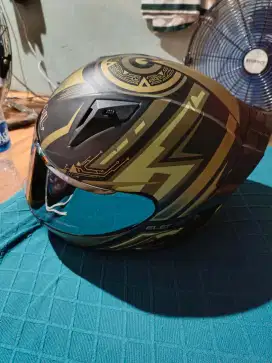 helm fullface snail electric gold