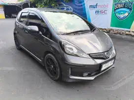 HONDA JAZZ RS GE8 MATIC 2013