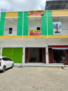 Disewakan ruko 2 lt di jalan perdagangan