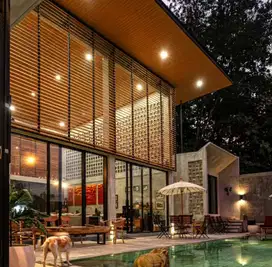 Dijual Villa Tropis Estetik di selatan Kasongan