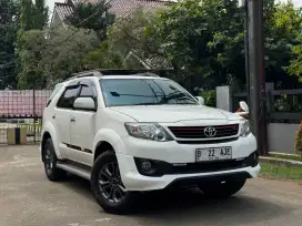 Toyota Fortuner 2.7 G Lux TRD AT 2015 Putih Istimewa 2016