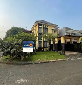 Rumah Hook 2 Lantai Siap Huni di Legenda Wisata Cibubur