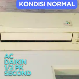 AC Daikin 1/2 PK Second