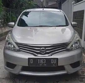 Nissan Grand livina 2014 Bensin