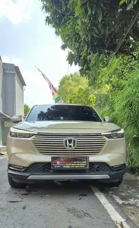 km 5 rb,ALL NEW HRV SE  1.5  Automatic with HONDA SENSING, th reg 2025