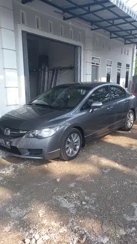 Honda Civic 2010 Bensin