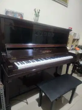 Dijual cepat piano bekas