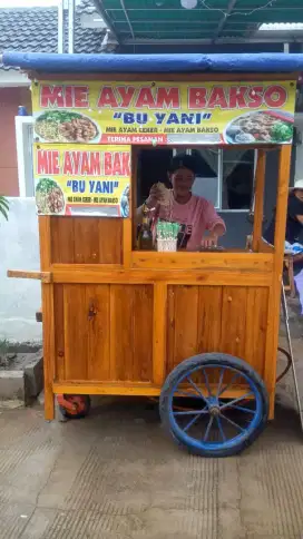 Gerobak nie ayam bakso