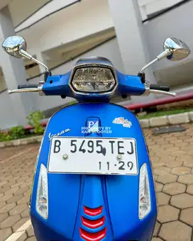 JUAL MURAH VESPA SPRINT S 150 iGET ABS FACELIFT 2019 MULUS