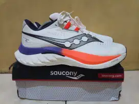 Saucony Endorphin Speed 4