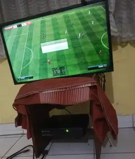 Dijual xbox 360 RGH lengkap dengan 2 stik beserta game ( tanpa dus )