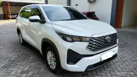 Dijual Toyota Kijang Innova Zenix 2.0 G CVT 2022 [LOW KM]