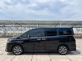 [LOW KM 42.000] TOYOTA VOXY 2.0 AT 2019 HITAM ISTIMEWA TT 2020