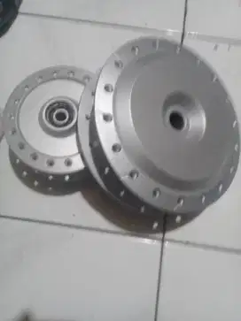 pelek D.I.D ring 14 dan tromol D/B