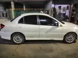 Kia Rio 2005 Bensin