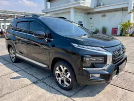 [LOW KM] XPANDER CROSS PREMIUM PACKAGE AT 2023 HITAM ISTIMEWA TT 2024