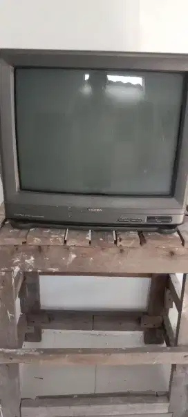 TV toshiba 29 inch tabung