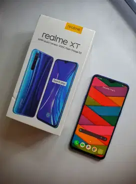 hp murah meriah realme xt (finger on display)