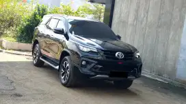 [ LOW KM36RB ] Toyota Fortuner Vrz Trd Sportivo AT 2017 2018