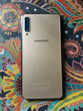 Samsum A7 2018 4/64 NFC