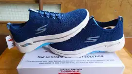 Skechers / sepatu wanita
