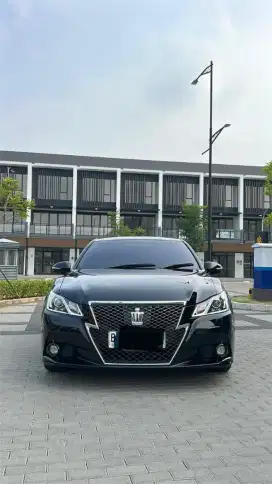 Toyota crown athlete 2013 istimewa odo 17.000