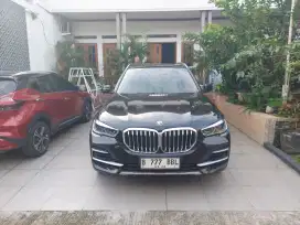Dijual BMW X5 xdrive40i 2023 kondisi istimewa, full Option