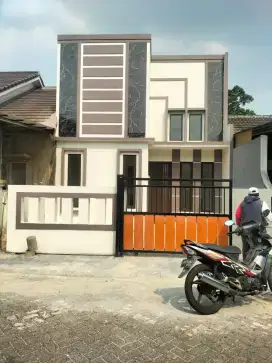 Rumah dijual siap huni bangunan baru premium cluster citra raya