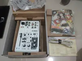Yamaha AG 03 Mixer Console Like New