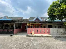 Disewakan Rumah Siap Huni di Komplek Cemara Hijau Jalan Metal - Medan