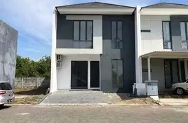 Rumah New Gress Modern Minimalis Suvadiva Pakuwon City Grand Island