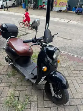 Dijual Murah Cepat Motor Listrik Selis