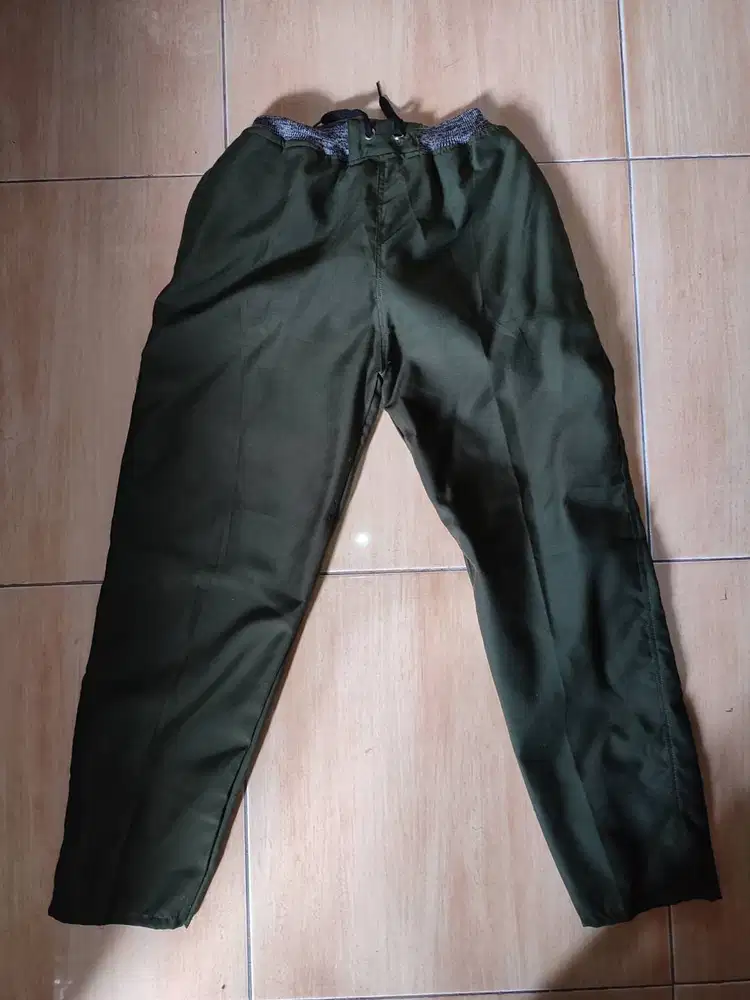 Celana Panjang Chinos Pria Ukuran Kecil