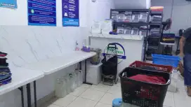 Loker laundry sentraland