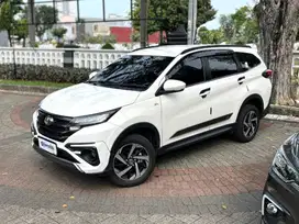 TOYOTA RUSH 1.5 GR SPORT BENSIN MANUAL 2023