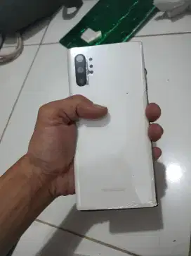 Samsung Note 10 Plus minus